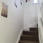 The Yellow Door Apartman